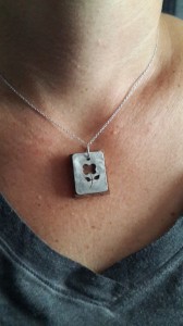 N31 PENDANT Metal & Wood - Small Flower   